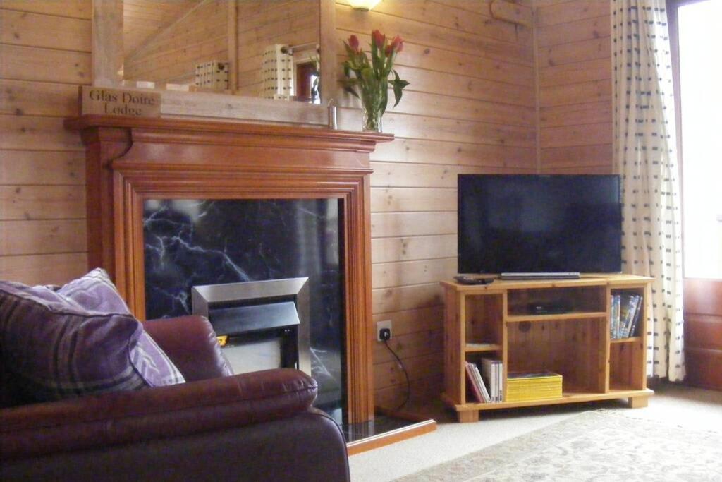 Glas Doire Lodge, Glen Roy Nature Reserve ロイブリッジ エクステリア 写真